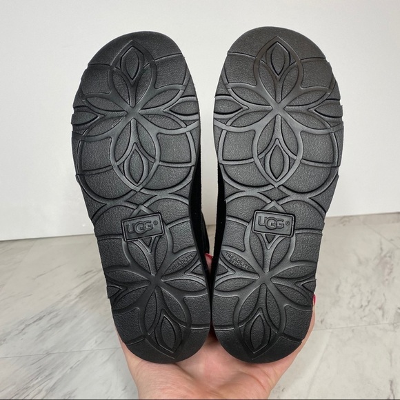 New! UGG Abree Mini Black Winter Boot 5 - Picture 13 of 14